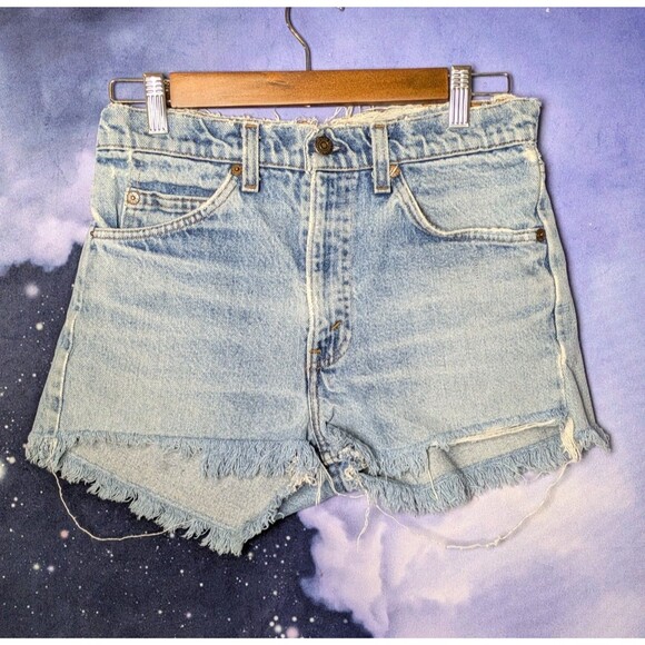 Vintage 70s Levi’s Orange Tab High Rise Cutoff Shorts Distressed Denim Size 28 - Picture 1 of 6